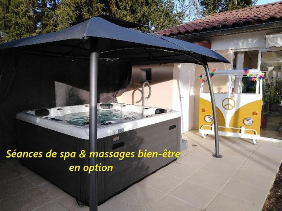 Coeuraccords, Spa & Bien-Etre Au Calme Naturiste Toute L'Annee Saint-Bardoux 客房 照片